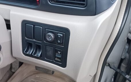 Nissan Liberty, 2003 год, 500 000 рублей, 14 фотография