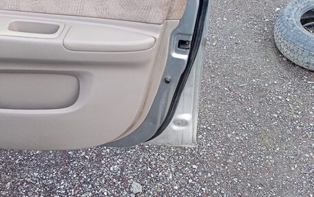 Nissan Liberty, 2003 год, 500 000 рублей, 24 фотография