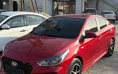 Hyundai Solaris II рестайлинг, 2017 год, 910 000 рублей, 10 фотография