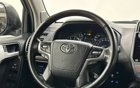 Toyota Land Cruiser Prado 150 рестайлинг 2, 2018 год, 4 889 000 рублей, 18 фотография