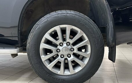 Toyota Land Cruiser Prado 150 рестайлинг 2, 2018 год, 4 889 000 рублей, 19 фотография