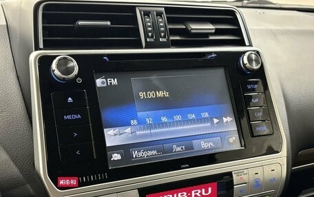 Toyota Land Cruiser Prado 150 рестайлинг 2, 2018 год, 4 889 000 рублей, 13 фотография