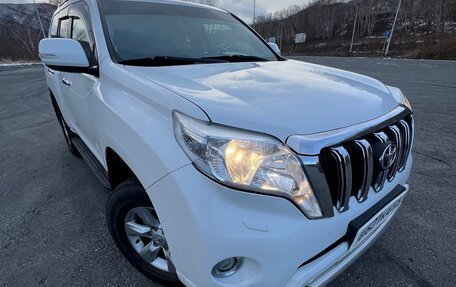 Toyota Land Cruiser Prado 150 рестайлинг 2, 2013 год, 3 100 000 рублей, 6 фотография
