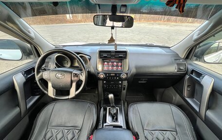 Toyota Land Cruiser Prado 150 рестайлинг 2, 2013 год, 3 100 000 рублей, 12 фотография
