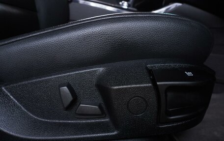 BMW 5 серия, 2012 год, 1 839 000 рублей, 13 фотография