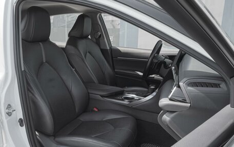 Toyota Camry, 2021 год, 3 360 000 рублей, 8 фотография