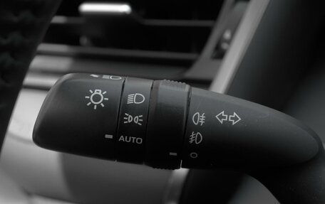 Toyota Camry, 2021 год, 3 360 000 рублей, 16 фотография