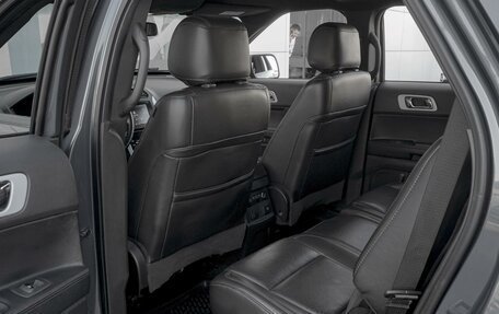 Ford Explorer VI, 2013 год, 1 849 000 рублей, 11 фотография