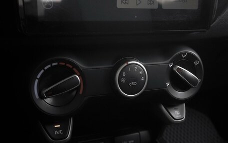KIA Rio IV, 2017 год, 1 299 000 рублей, 12 фотография