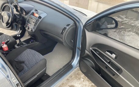 KIA cee'd I рестайлинг, 2009 год, 730 000 рублей, 18 фотография