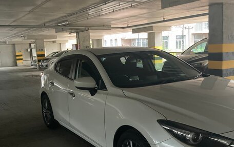 Mazda Axela, 2018 год, 1 620 000 рублей, 2 фотография
