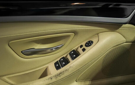 BMW 5 серия, 2015 год, 1 750 000 рублей, 5 фотография