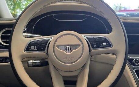 Bentley Flying Spur, 2025 год, 32 500 000 рублей, 6 фотография
