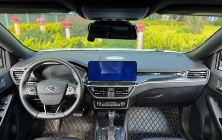 Ford Focus IV, 2022 год, 1 650 035 рублей, 10 фотография