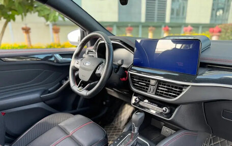 Ford Focus IV, 2022 год, 1 650 035 рублей, 8 фотография