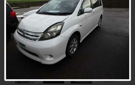 Toyota ISis I, 2010 год, 1 600 000 рублей, 2 фотография