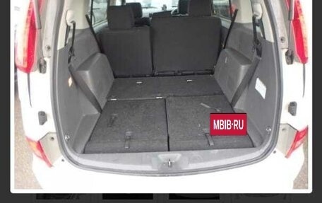 Toyota ISis I, 2010 год, 1 600 000 рублей, 13 фотография