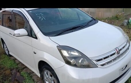 Toyota ISis I, 2010 год, 1 600 000 рублей, 16 фотография