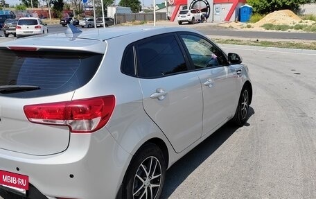 KIA Rio III рестайлинг, 2017 год, 850 000 рублей, 2 фотография