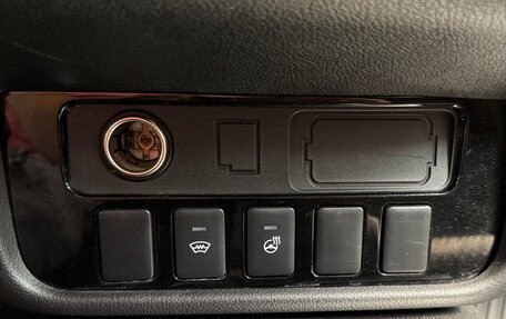 Mitsubishi Outlander III рестайлинг 3, 2018 год, 2 315 000 рублей, 14 фотография