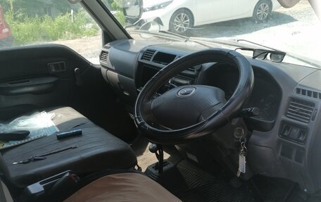 Mazda Bongo IV, 2002 год, 600 000 рублей, 5 фотография
