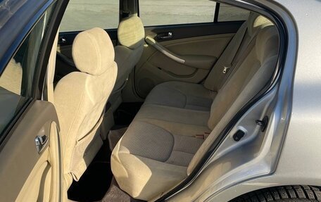 Nissan Skyline, 2005 год, 700 000 рублей, 9 фотография