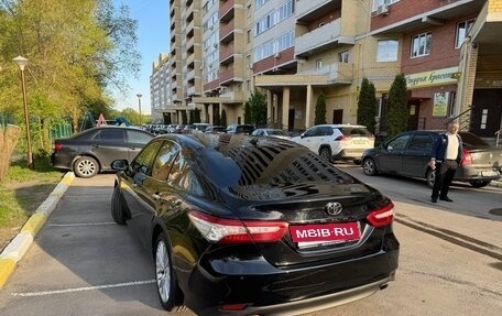Toyota Camry, 2019 год, 2 800 000 рублей, 6 фотография