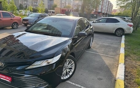 Toyota Camry, 2019 год, 2 800 000 рублей, 9 фотография