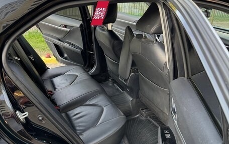 Toyota Camry, 2019 год, 2 800 000 рублей, 32 фотография