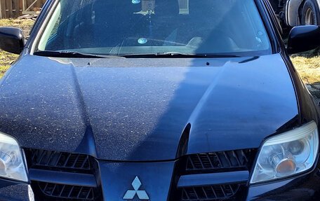 Mitsubishi Outlander III рестайлинг 3, 2007 год, 850 000 рублей, 4 фотография