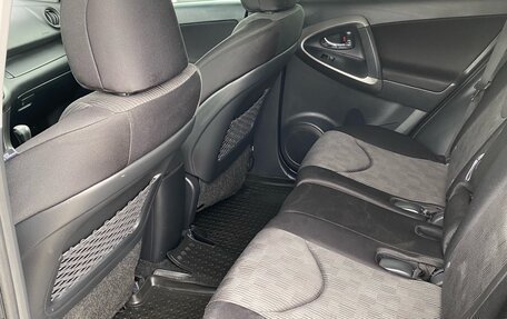 Toyota RAV4, 2011 год, 1 375 000 рублей, 10 фотография