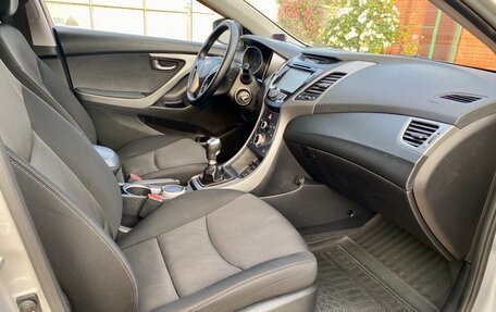 Hyundai Elantra V, 2015 год, 1 150 000 рублей, 19 фотография