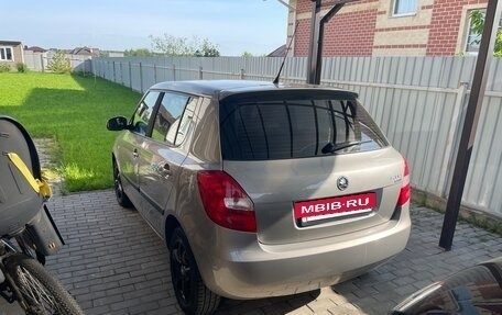 Skoda Fabia II, 2011 год, 765 000 рублей, 2 фотография