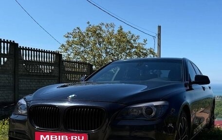 BMW 7 серия, 2011 год, 1 530 000 рублей, 2 фотография