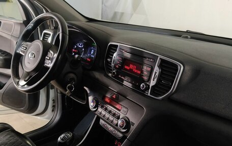KIA Sportage IV рестайлинг, 2018 год, 1 620 000 рублей, 15 фотография