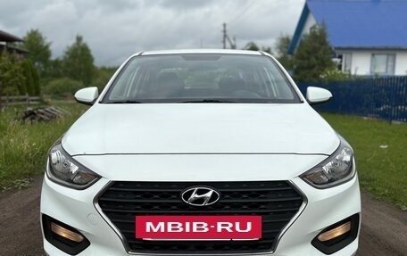 Hyundai Solaris II рестайлинг, 2018 год, 1 100 000 рублей, 3 фотография