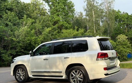 Toyota Land Cruiser 200, 2016 год, 4 600 000 рублей, 3 фотография