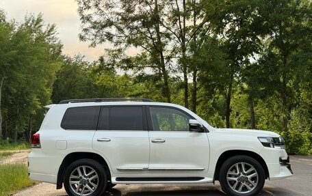 Toyota Land Cruiser 200, 2016 год, 4 600 000 рублей, 5 фотография