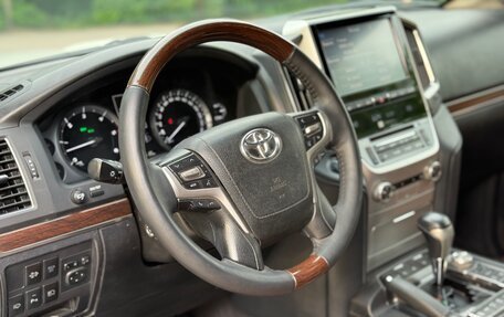 Toyota Land Cruiser 200, 2016 год, 4 600 000 рублей, 8 фотография