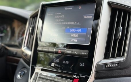 Toyota Land Cruiser 200, 2016 год, 4 600 000 рублей, 17 фотография