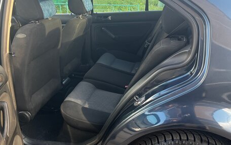 Volkswagen Bora, 2004 год, 390 000 рублей, 9 фотография