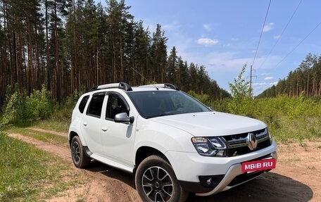 Renault Duster I рестайлинг, 2017 год, 1 550 000 рублей, 2 фотография
