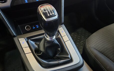 Hyundai Elantra VI рестайлинг, 2017 год, 1 398 000 рублей, 15 фотография