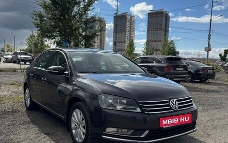 Volkswagen Passat B7, 2011 год, 1 050 000 рублей, 2 фотография