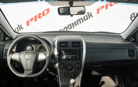 Toyota Corolla, 2011 год, 1 100 000 рублей, 10 фотография