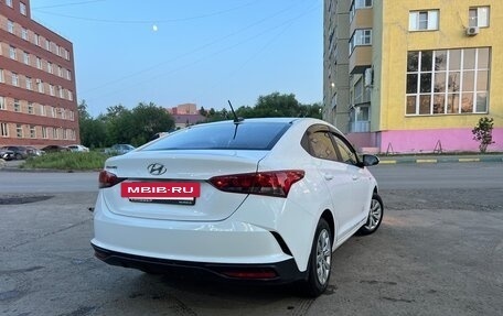 Hyundai Solaris II рестайлинг, 2022 год, 1 585 000 рублей, 7 фотография