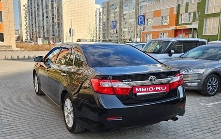 Toyota Camry, 2012 год, 1 680 000 рублей, 4 фотография