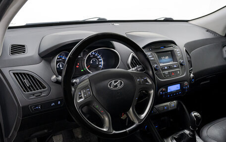 Hyundai ix35 I рестайлинг, 2013 год, 1 097 000 рублей, 10 фотография