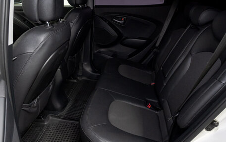 Hyundai ix35 I рестайлинг, 2013 год, 1 097 000 рублей, 14 фотография