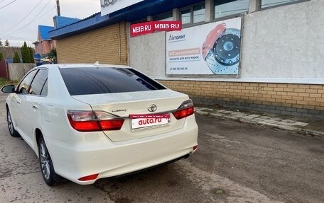 Toyota Camry, 2017 год, 2 270 000 рублей, 4 фотография